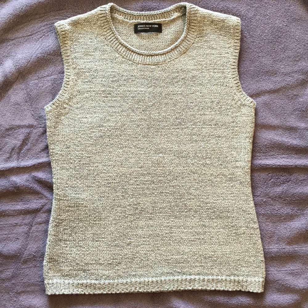 Jones New York collection sleeveless shirt